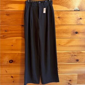 NWT GAP Women's Classic Black Trousers